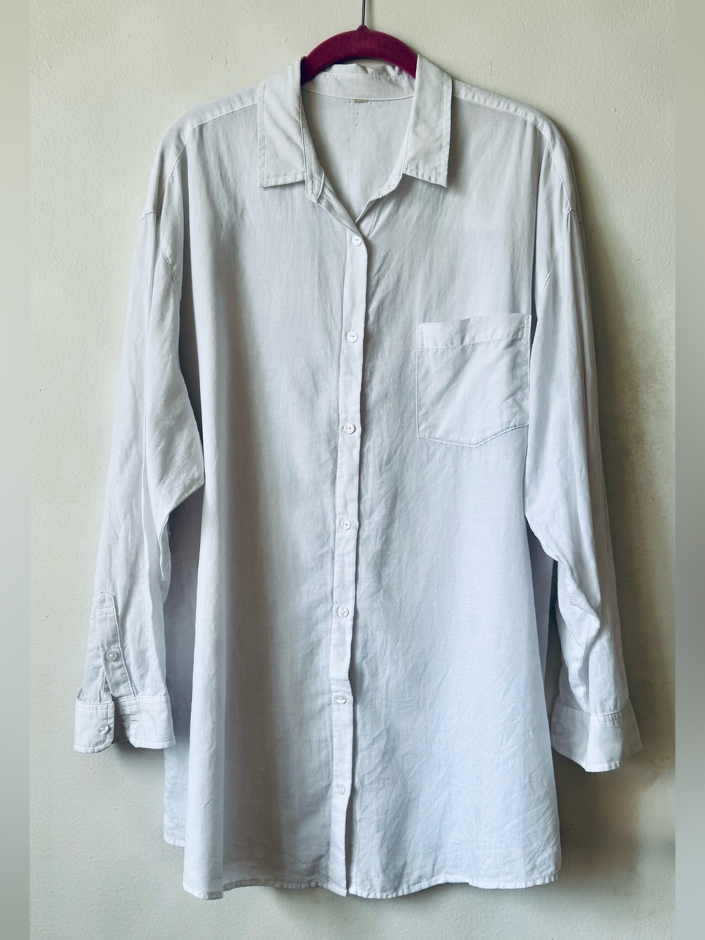 Victoria’s Secret Oversized Top. Large. White.